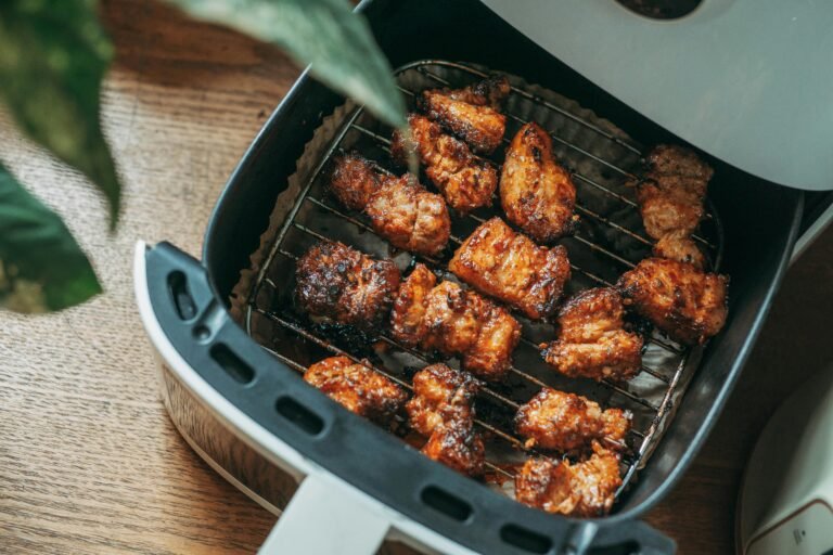 Como Limpar Airfryer por Dentro: 5 Métodos Caseiros para Eliminar Gordura e Cheiro