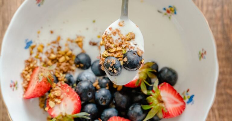 Como Fazer Iogurte Caseiro Natural: Guia Completo Cremoso e Sem Conservantes