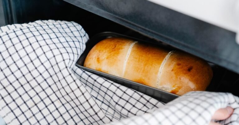 Como Fazer Pão de Forma Caseiro Fofinho: Guia Completo Para um Pão Macio, Economico e Sem Conservantes